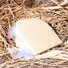 Eceköy Taze Tam Yağlı Keçi Sepet Peynir 300 G görseli.