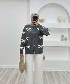 8840 - fiyonk desenli hırka - füme 