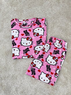 Ç1196-Milan kumaş uzun kollu hello kitty desenli pijama takımı-pembe