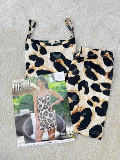 ç6613-milan kumaş büyük leopar şortlu pijama takımı