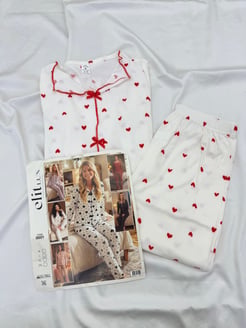 ç8691-Kaşkorse kumaş gömlek yaka uzun kollu pijama takımı kalpli -kırmızı