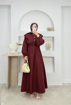 5899-poplin kumaş fırfırlı elbise-bordo