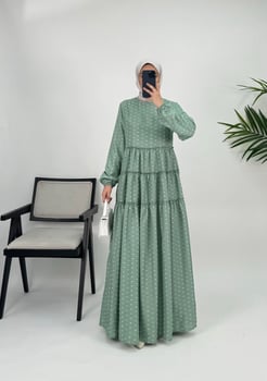 2163-ponpon efektli koton kumaş kat kat elbise su yeşili