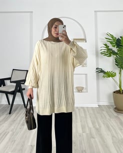 2199-çizgi detaylı boğazlı triko tunik-krem