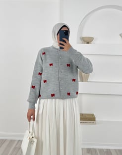 3243-fiyonk nakışlı triko hırka -gri
