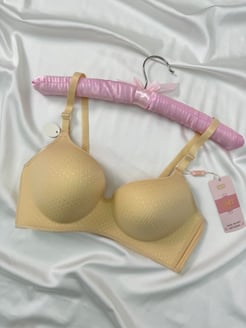 Ç0628 - C CUP LAZER KESIM DOLGUSUZ DESENLI SUTYEN - TEN  