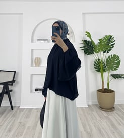5756-ağaç kabuğu kumaş-yaka fırfır ve pile detaylı bluz-lacivert