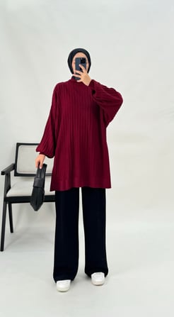 2199-çizgi detaylı boğazlı triko tunik-bordo