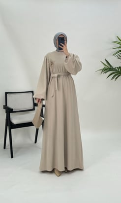 5347-mevsimlik burgu kumaş-gül detaylı kemerli elbise-taş