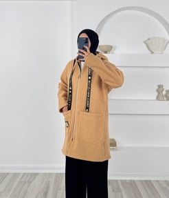 5631 - keçe kumaş önü cepli kapşonlu ceket- sütlü kahve