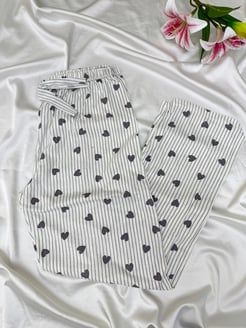 Ç565 - gri çizgili-  kalpli pijama altı - beyaz