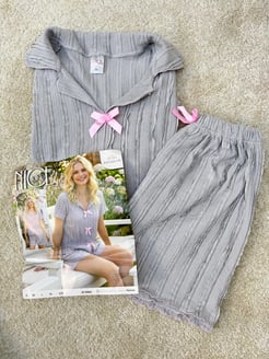 ç6191-bürümcük kumaş şortlu fiyonklu pijama takımı-gri