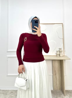 1459-sandy kumaş önü tokalı bluz-bordo