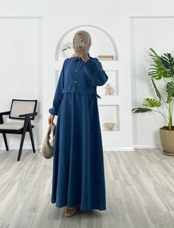 8530-tarakboşluğu kumaş-yelekli elbise-mavi