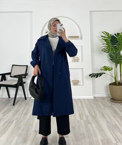 2462-bondit kumaş-bilek ucu lastikli omuz detaylı trenç-saks mavisi