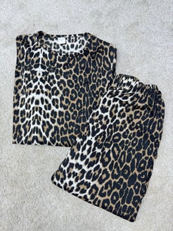 ç430-milan kumaş büyük beden uzun kol pijama takımı-büyük leopar