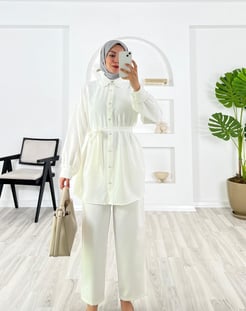 6845-linda kumaş-yaka detaylı kemerli gömlek-beyaz