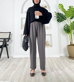 9005-dabıl krep kumaş-süs düğme detaylı beli lastikli pantolon-füme