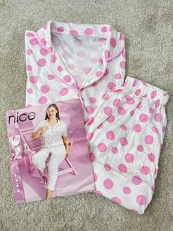 ç1537-milan kumaş büyük beden kısa kollu puantiyeli pijama takımı -beyaz