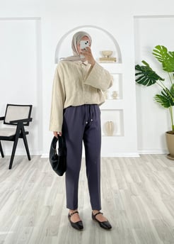 01631 A195+BELİ LASTİKLİ DABIL KUMAŞ HAVUÇ KESİM PANTOLON FÜME