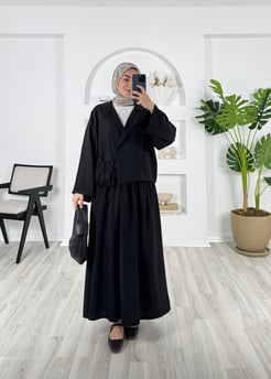 5243-çilek kumaş-yandan bağlamalı etekli takım-siyah