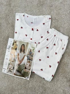 ç8660-raporlu kaşkorse kumaş kirazlı pijama takımı-beyaz