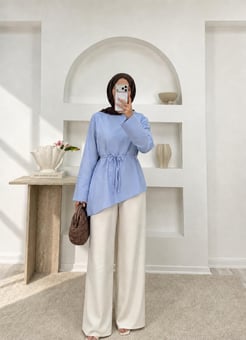 1388-poplin kumaş bağlamalı asimetrik tunik-mavi