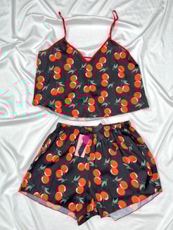 Ç2025 -IP ASKILI KIRAZLI ŞORTLU SATEN TAKIM - SİYAH 