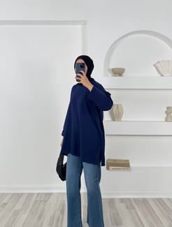 9704 kristal kumaş kolları katlama detaylı yanları yırtmaçlı tunik-lacivert
