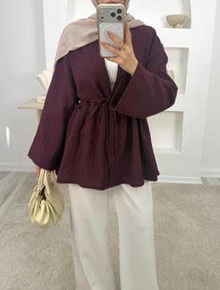 7796-müslin kumaş fırfır detaylı tunik-bordo