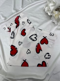 ç4563 - milan kumaş kapri kırmızı kalpli pijama altı - beyaz 