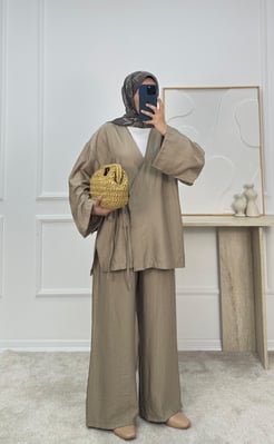5896-çilek kumaş-yandan bağlamalı pantolonlu kimono takım- taş