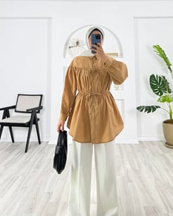 6723-poplin kumaş-kendinden büzgülü bağlama detaylı gömlek-sütlü kahve