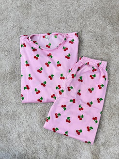 Ç1196-Milan kumaş uzun kollu kirazlı pijama takımı-pudra 