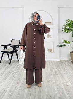 4269-pamuk ayrobin kumaş-yaka ve kol ucu boncuk detaylı pantolonlu takım-acı kahve