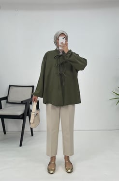8631-kırışık kumaş-bilek ucu büzgülü önden bağlamalı kimono-haki
