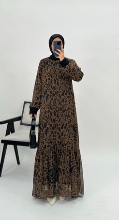 44445 A-230-ŞİFON KUMAŞ ASTARLI LEOPAR DESENLİ ELBİSE KAHVERENGİ 