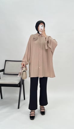 9607-bürümcük kumaş-gül tokalı kol kısmı bağlamalı tunik-taş
