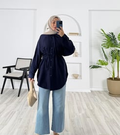 3057-çilek kumaş-tek cepli kolu apoletli kemerli gömlek-lacivert