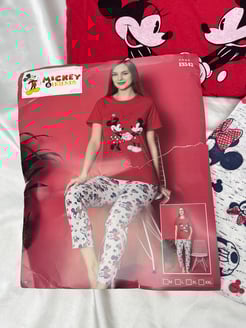 Ç13542- MICKIE FRIENDS KISA KOLLU PIJAMA TAKIMI - KIRMIZI 