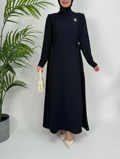 5168-twil kumaş-hakim yaka bronşlu kuşaklı elbise-siyah