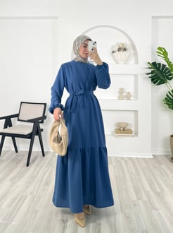 5237-yerli ayrobin kumaş-kemerli etek altı fırfırlı elbise-mavi