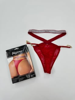 Ç360 - KIRMIZI BELI ÇAPRAZ TAŞ DETAYLI TANGA(KUTULU ÜRÜN)