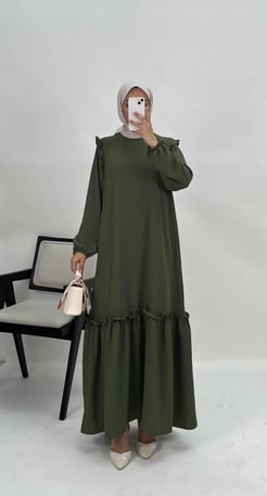 2147-ayrobin kumaş-fırfır detaylı kol ucu lastikli elbise-haki