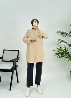 2148 N242+örme kumaş-orta kısmı çizgi detaylı-diz üstü tunik-taş