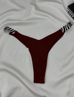 Ç29924 - FİTİLLİ YANLARI ZEBRA TANGA - BORDO   