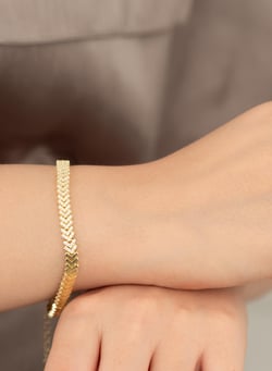 925 AYAR GÜMÜŞ ORTA KISMI ZİRKON TAŞLI SIRALI TAŞLI BALIK SIRTI BİLEKLİK