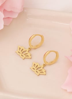 925 AYAR GÜMÜŞ SALLANTILI LOTUS ÇİÇEĞİ KÜPE