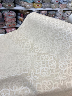 Bej Karma Etnik Desen Kadife Nakış Detaylı Pike (Hera Pike)