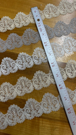 Beyaz Koç D850 Desen Fransız Güpürü (1 top)